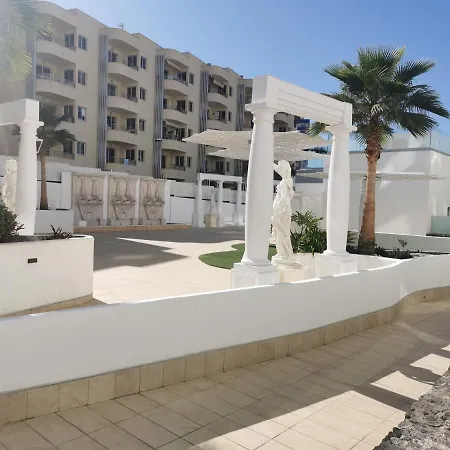 Cs Apartmentos, Large Terrace, Wifi! * Playa Paraiso